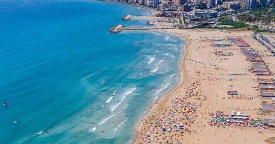 انتشال 3 غرقى من بحر صور