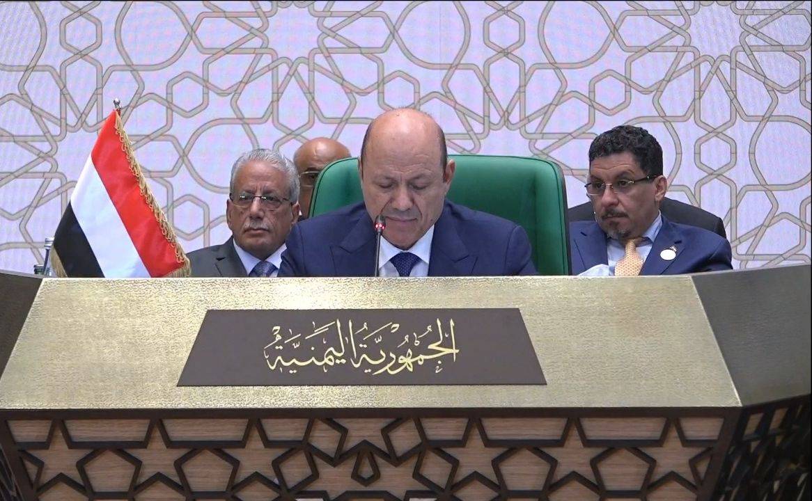 الرئيس اليمني: نأمل أن ينعكس الإتفاق السعودي الإيراني إيجابًا على بلدنا