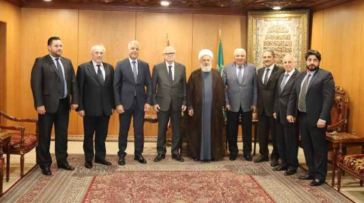 الخطيب: المطلوب العمل على إقامة
دولة المواطنة خارج الإطار الطّائفي