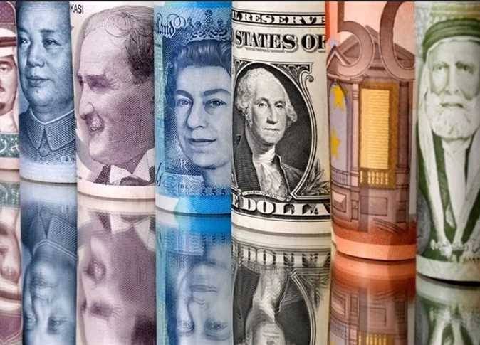 الدولار يرتفع إثر مخاوف التخلف عن سداد الدين الأميركي