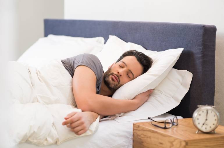 هذا مقدار ما يحتاحه جسمك من الراحة يومياً