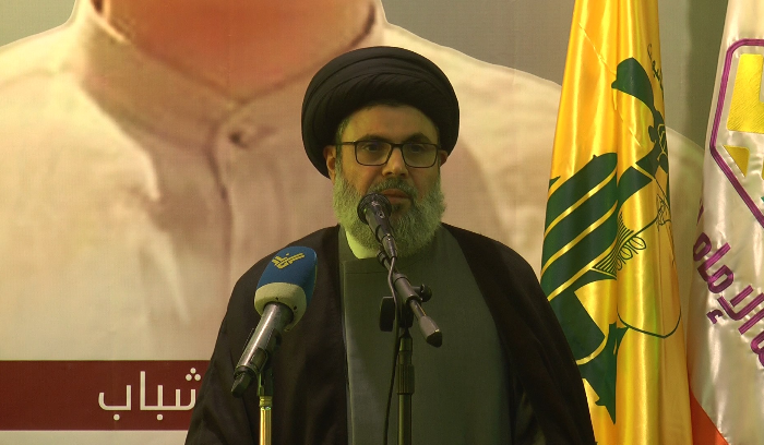 حزب الله: النقاش بالرئاسة هو على الأسماء وكلّ تأخير
تتحمّل مسؤوليته الكتل التي لم ترفع بوضوح اسم مرشحها