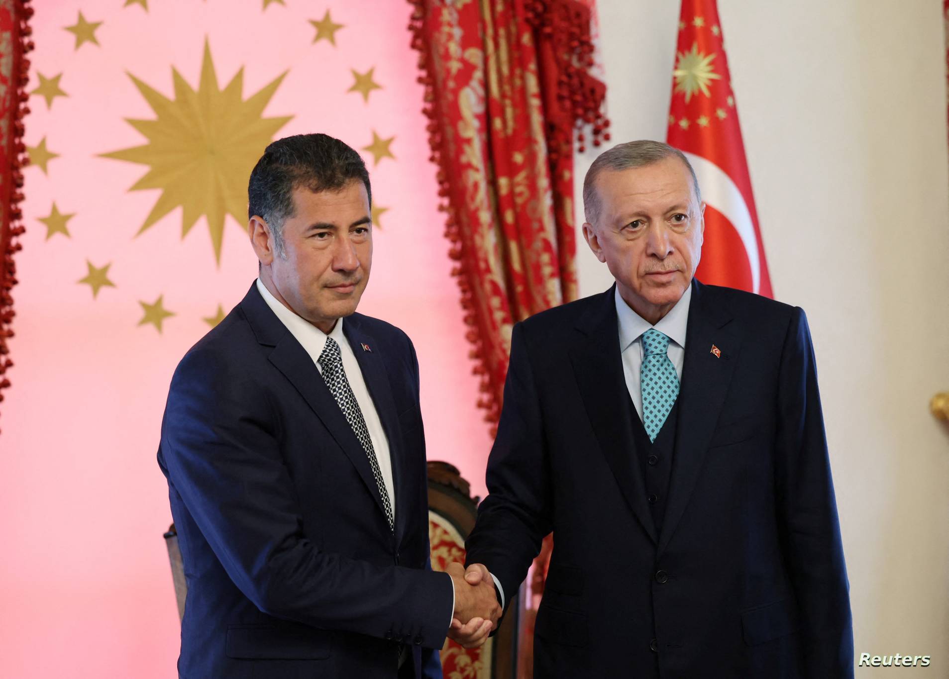 أوغان حسم موقفه... هل ضمن أردوغان الفوز؟