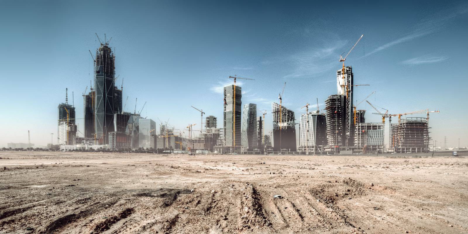 العراق يطلق مشروع نقل ضخم بـ17 مليار دولار للربط مع تركيا