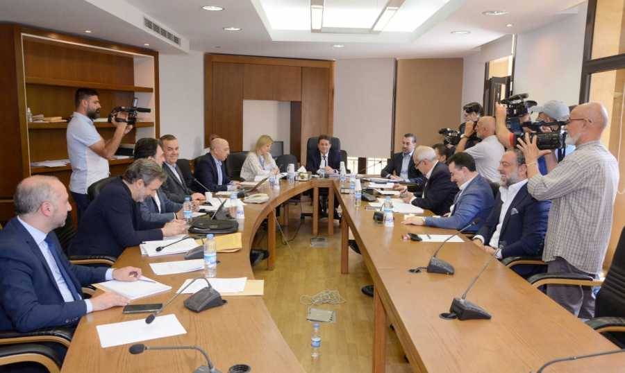 كنعان بعد "فرعيّة المال": أنجزنا تقرير "الطاقة المتجدّدة"
ومصرّون على المعايير الدوليّة للصندوق السيادي
