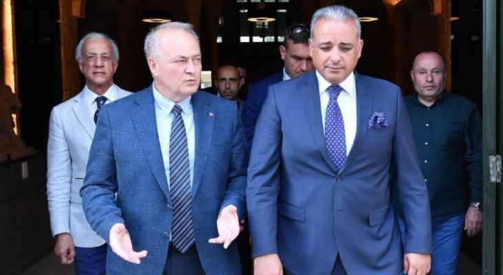 المرتضى عرض مع روداكوف
شؤوناً محلية وإقليميّة