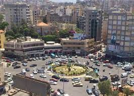 مجهولون اطلقوا النار على مكتب عقاري في المنية