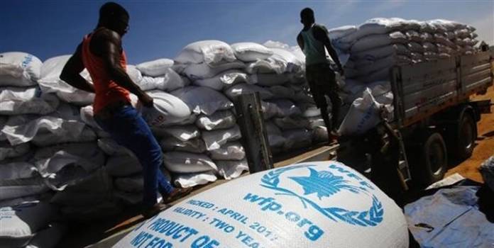 نهب 17 ألف طن من المساعدات الغذائية في السودان