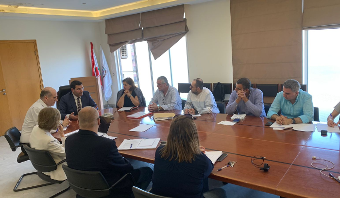 وزير الزراعة بحث المشاريع الخاصة في قرض البنك الدولي