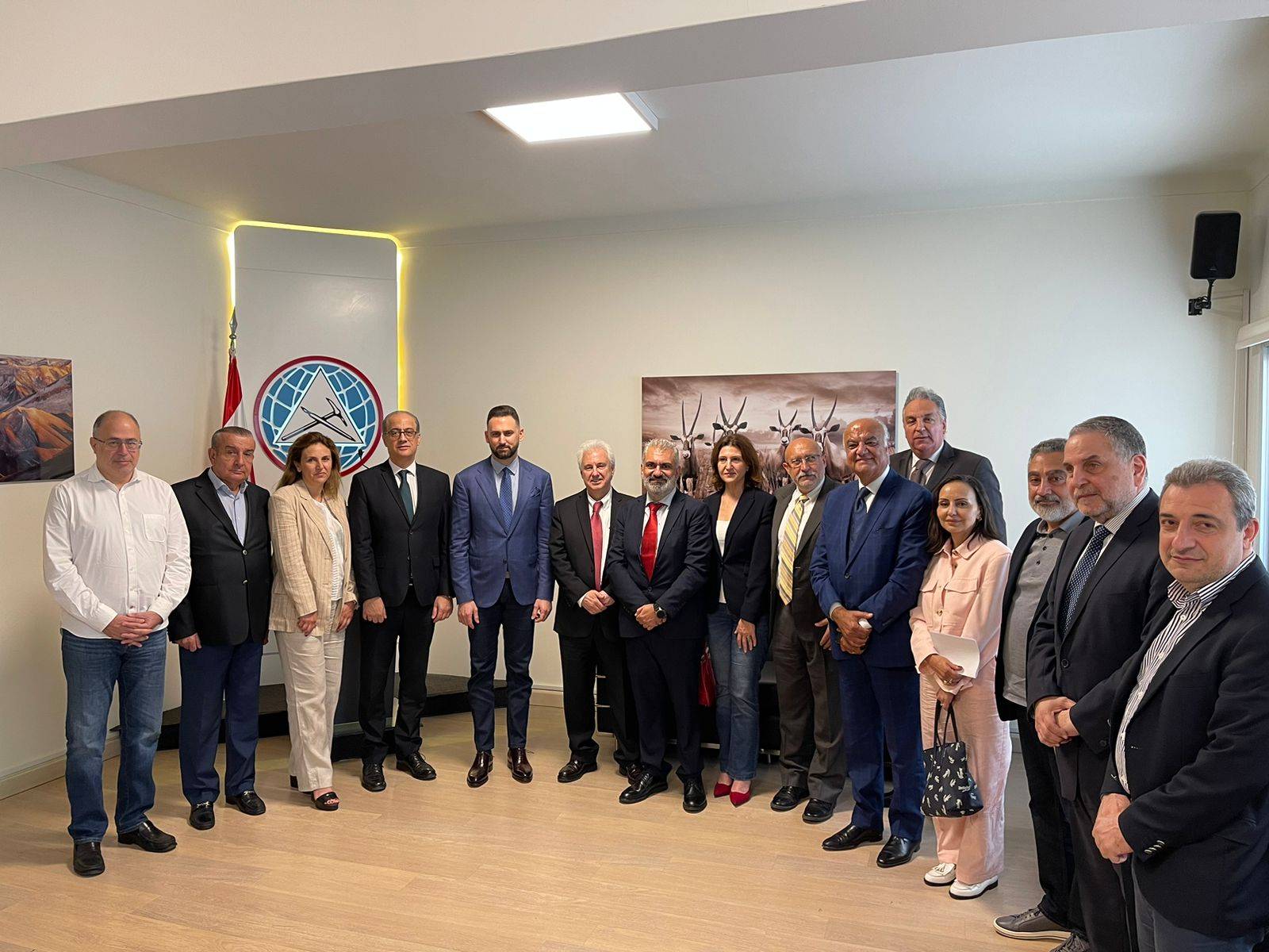 "لقاء مستقلّون من أجل لبنان" التقى تيمور جنبلاط:
لتطبيق البنود الإصلاحيّة في الطائف... وإقرار قانون جديد للأحزاب