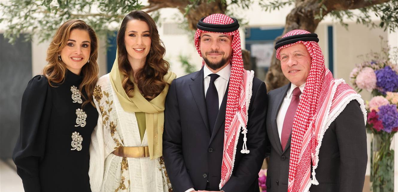 بمناسبة زفافه.. ماذا أهدى الملك عبدالله لنجله الحسين؟