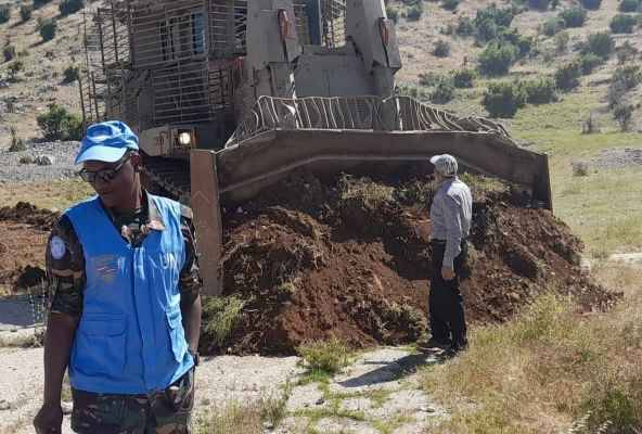 راع لبناني يتصدى لجرافة "اسرائيلية" في مرتفعات كفرشوبا