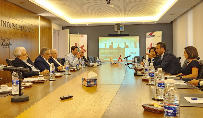 لقاء بين جمعية الصناعيين وتجمع رجال الاعمال