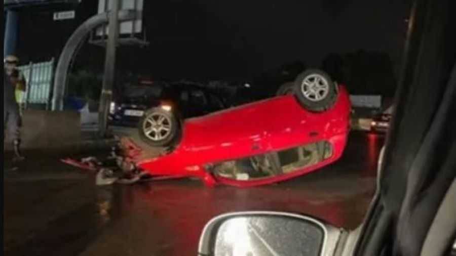 بالصورة- حادث سير مروّع على اوتوستراد الحازمية