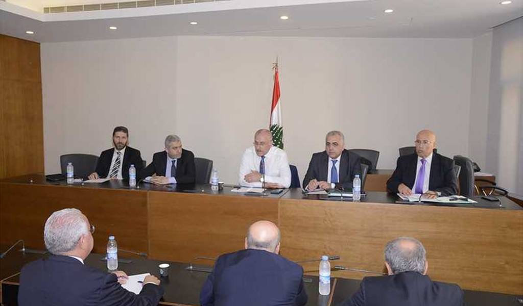 الاستشفاء والتعرفات محور اجتماع لجنة الصحة النيابية