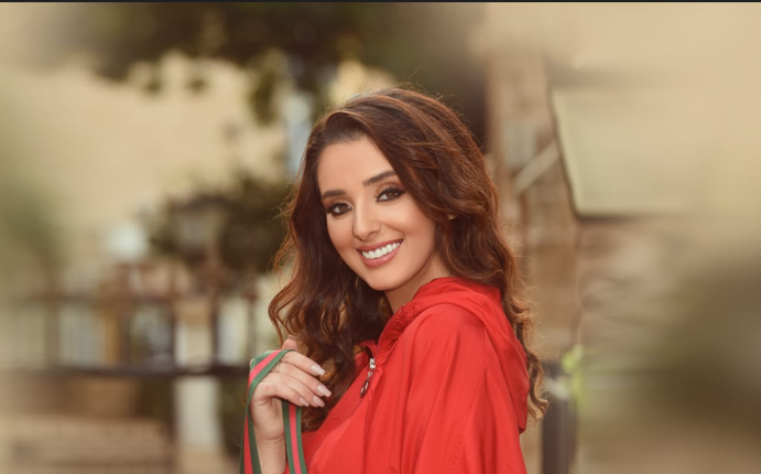 نادين حجيج استغلت وسائل التواصل لبث الطاقة والايجابية بين العائلات والاصدقاء..هذا ما فعلته!