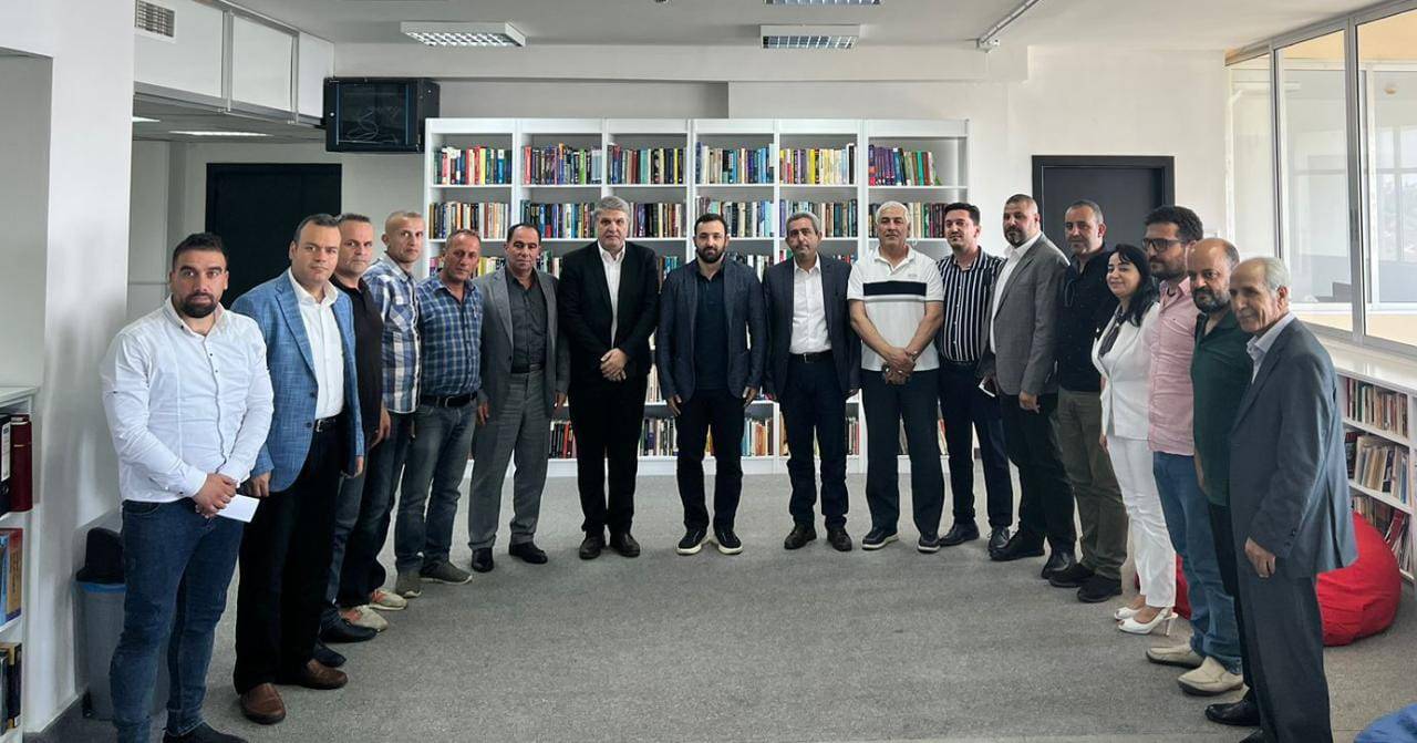 وفد لمكتبيّ التربوي والشباب والرياضة لـ "أمل" يزور جامعة فنيسيا
