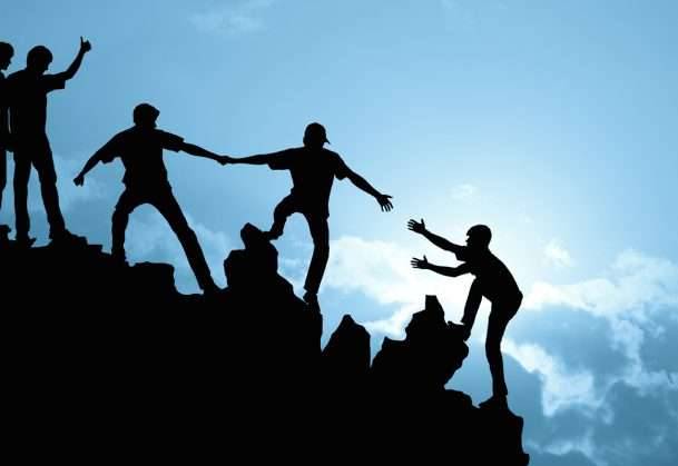 مجتمعنا العاجز والممزّق