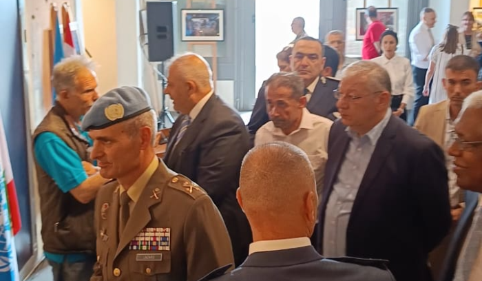 لازارو في افتتاح اليونيفيل معرضا للصور الفوتوغرافية:
نتمنى أن يصل اليوم ويعم فيه السلام جنوب لبنان