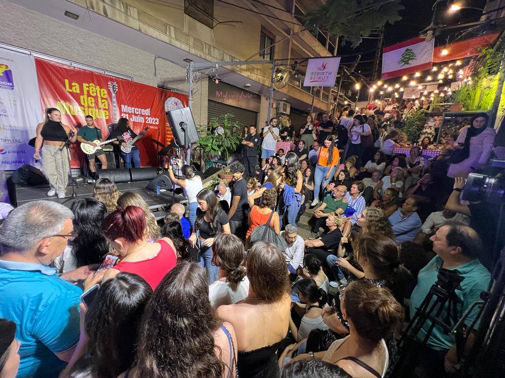 بيروت احتفلت بعيد الموسيقى على درج مار نقولا مع جمعية Rebirth Beirut