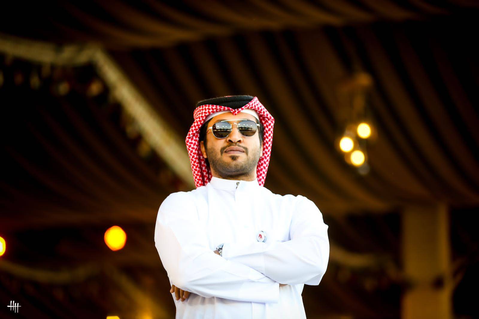 ناصر عبدالله المنصوري يتصدر السوشيال ميديا بفيديوهاته عن الخيول