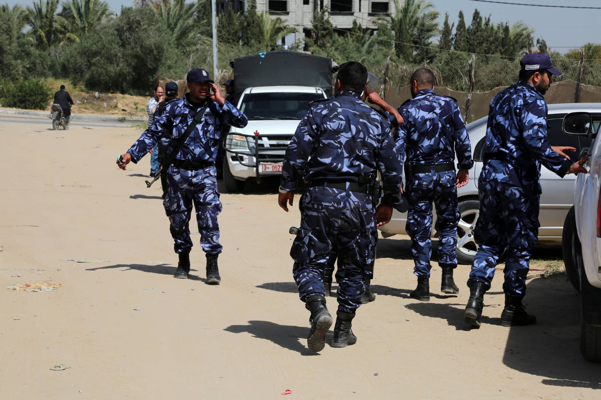 مقتل قيادي في "كتائب القسام" ونجله على يد إبن أخيه في غزة