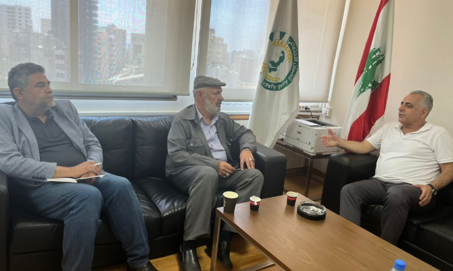 تعزيز تقديمات الضمان بين كركي ومسؤول وحدة النقابات في الحزب