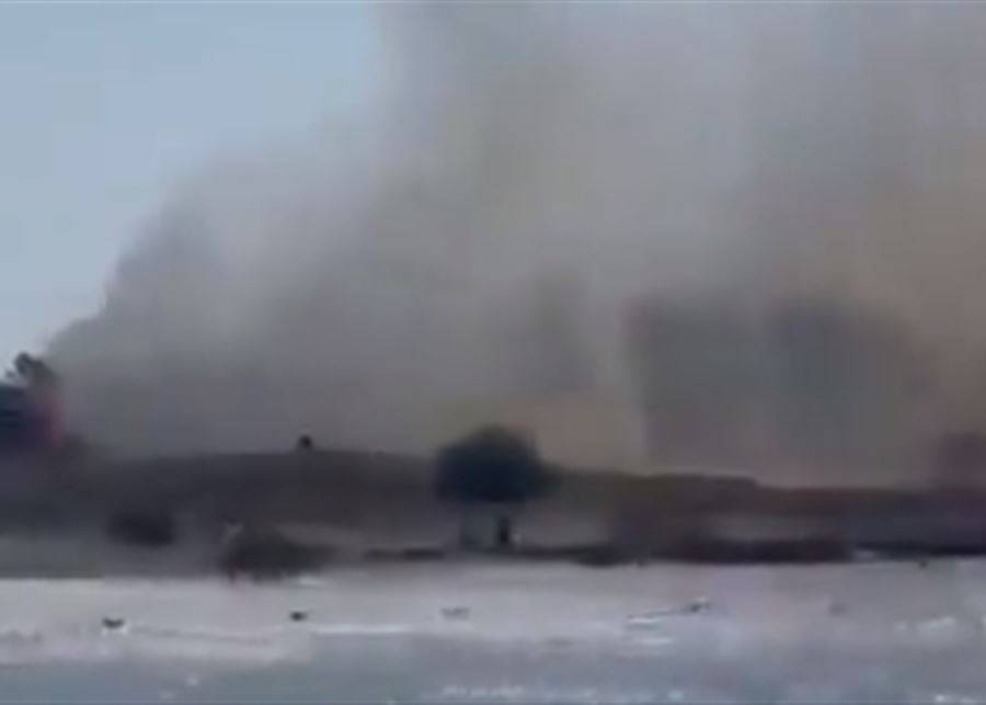 حريق في جزيرة الأرانب ومناشدات للجيش لاغاثة العالقين