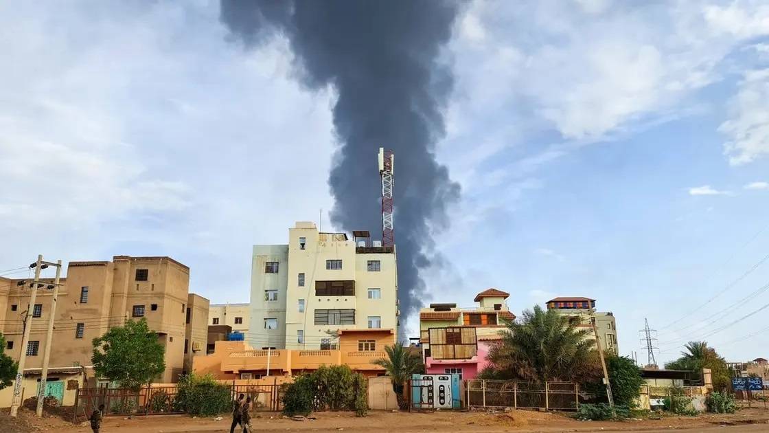 المعارك تتواصل في السودان... قصف في أم درمان واشتباكات في الفاشر وتحذير من مسلحي دارفور