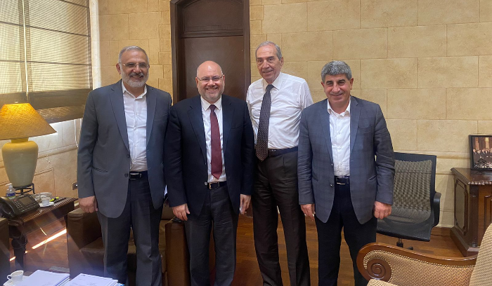 الأبيض تابع مع مجلس الإنماء والإعمار
استكمال مشاريع المستشفيات الحكوميّة
