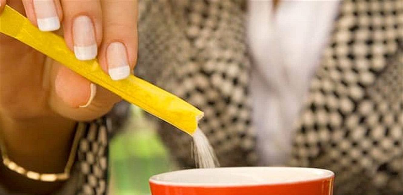 تُستخدم بالكولا والعلكة.. وكالة دولية بصدد إعلان "الأسبرتام" مادة مُحتملة للتسبب بالسرطان!