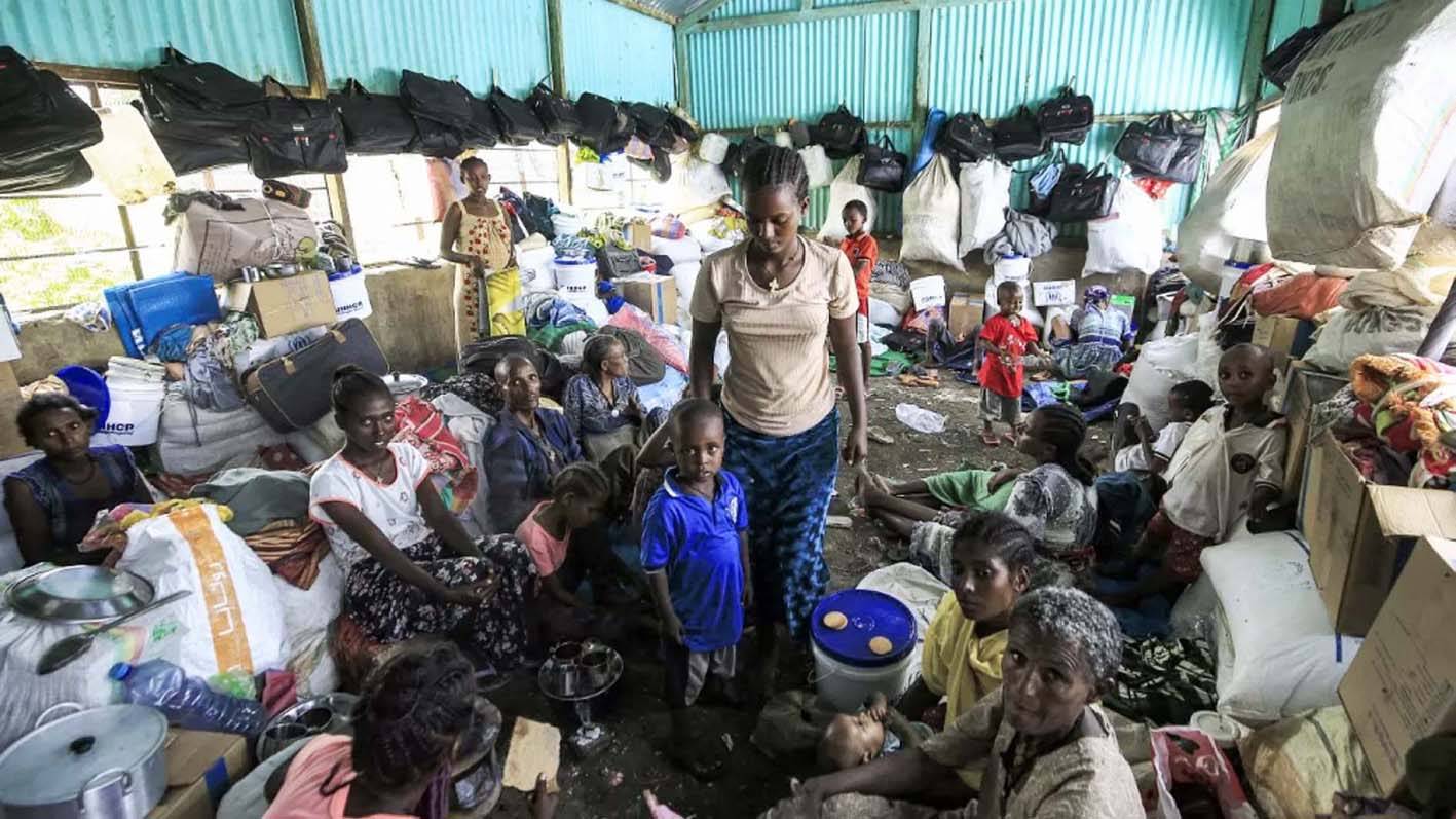 السودان : إتساع رقعة المعارك... و«الدعم السريع» يتقدّم
الإتحاد الإفريقي طالب بتجريد الخرطوم من السلاح فوراً