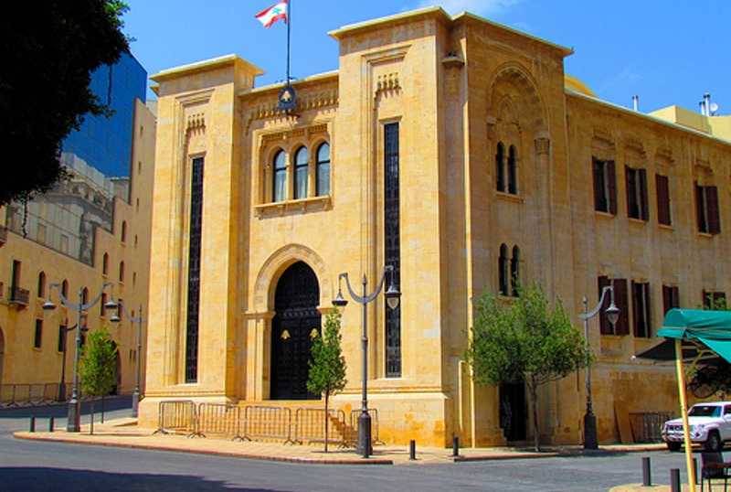 وفد من نواب المعارضة غادر الى برلين
لـ "شرح مسار المفاوضات مع صندوق النقد"