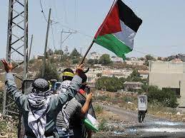 بالفيديو- اشتباكات بين قوات الاحتلال وفلسطينيين في نابلس