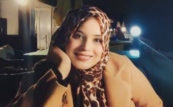 هل السوشيال سيكون حلاً فعالاً للأزمة الاقتصادية.. منال صادق تجيب