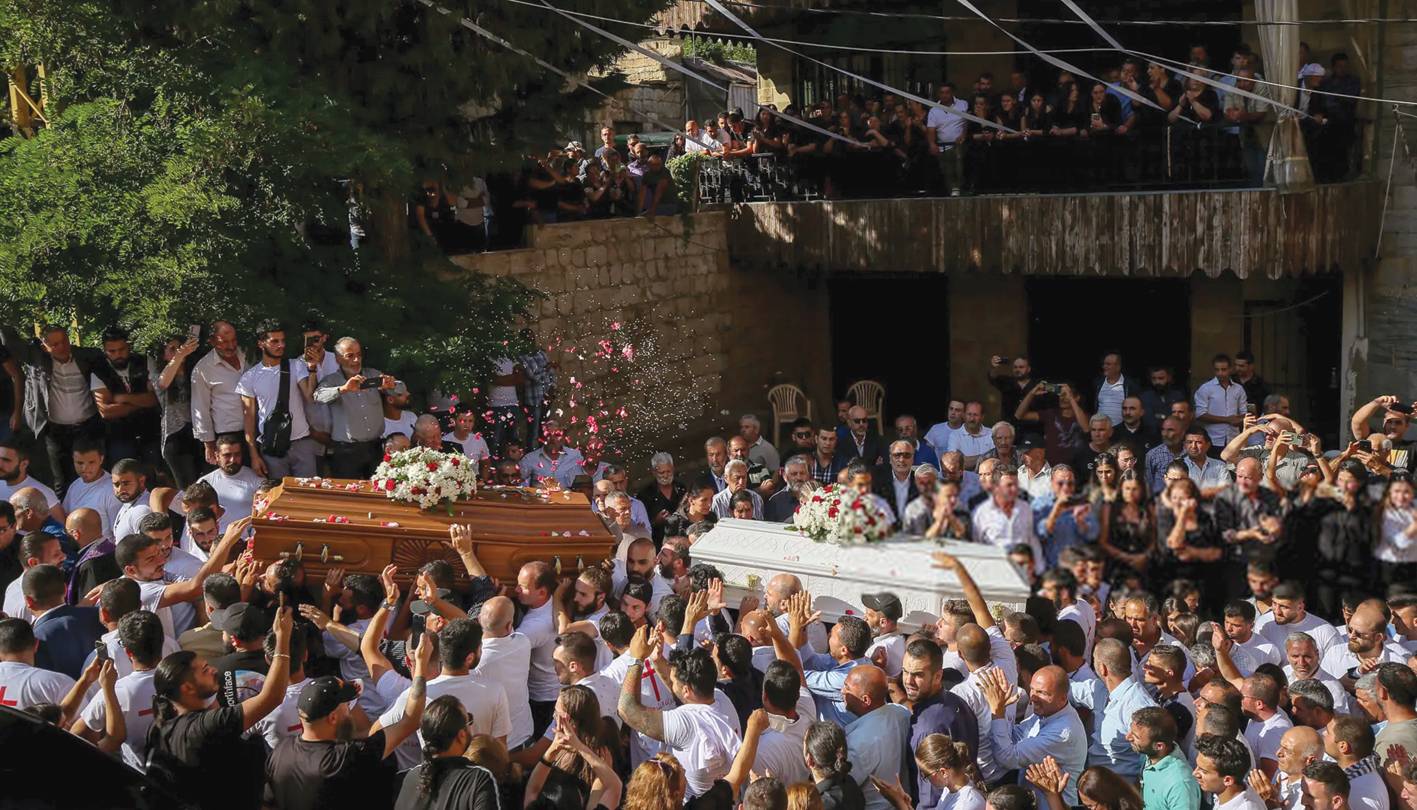 تشييع في بشري وقلق من دفن «الحقيقة»... وتعهّدات أمنيّة بتحقيقات سريعة وشفافة
لودريان يُنهي تقريره نهاية الأسبوع... لا مُبادرة... وتوجّه لرعاية حوار يبدو مُتعذراً؟
ترقب لسياسة منصوري في «المركزي»... توتر وإرباك إسرائيلي في مزارع شبعا