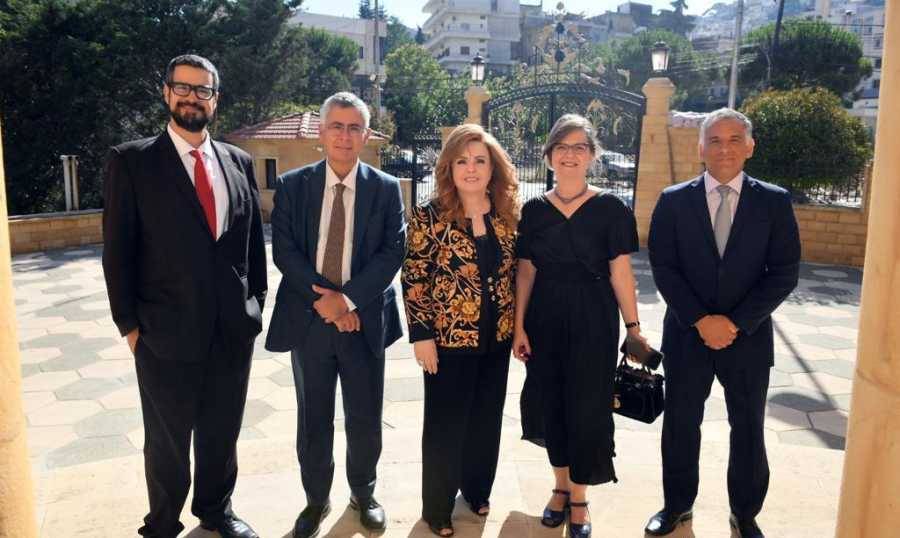 تكريم السفير البرازيلي في لبنان :البرازيل

كانت وما تزال وطنا ثانيا للجالية اللبنانية