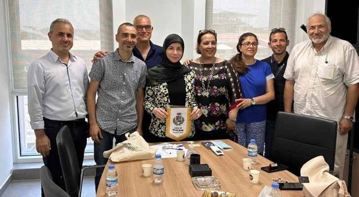 عز الدين بحثت مع وفد إيطاليّ
إمكان تطوير مرفأ صور