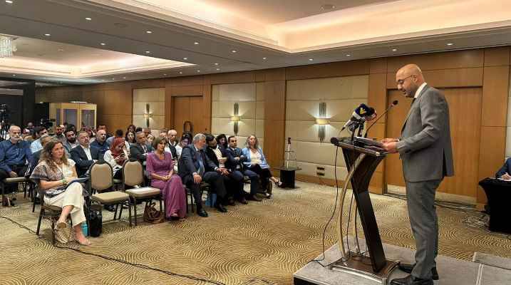 أطلق مشروع الحدّ من تلوّث مياه البحر بالتعاون مع الأمم المتّحدة
ياسين: لوضع خارطة طريق لإنقاذ وإصلاح
قطاع النفايات الصلبة للأعوام الثلاثة المقبلة