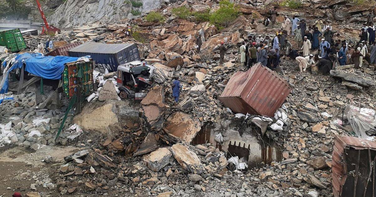 كانوا يلعبون الكريكيت... إنهيار أرضي في باكستان ضحيته 8 أطفال
