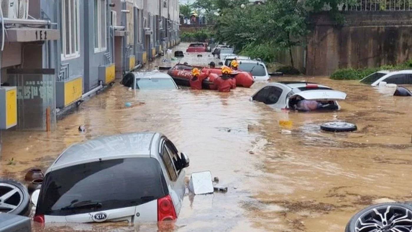 الفيضانات والانزلاقات الأرضية تحصد أكثر من 30 قتيلاً في كوريا الجنوبية