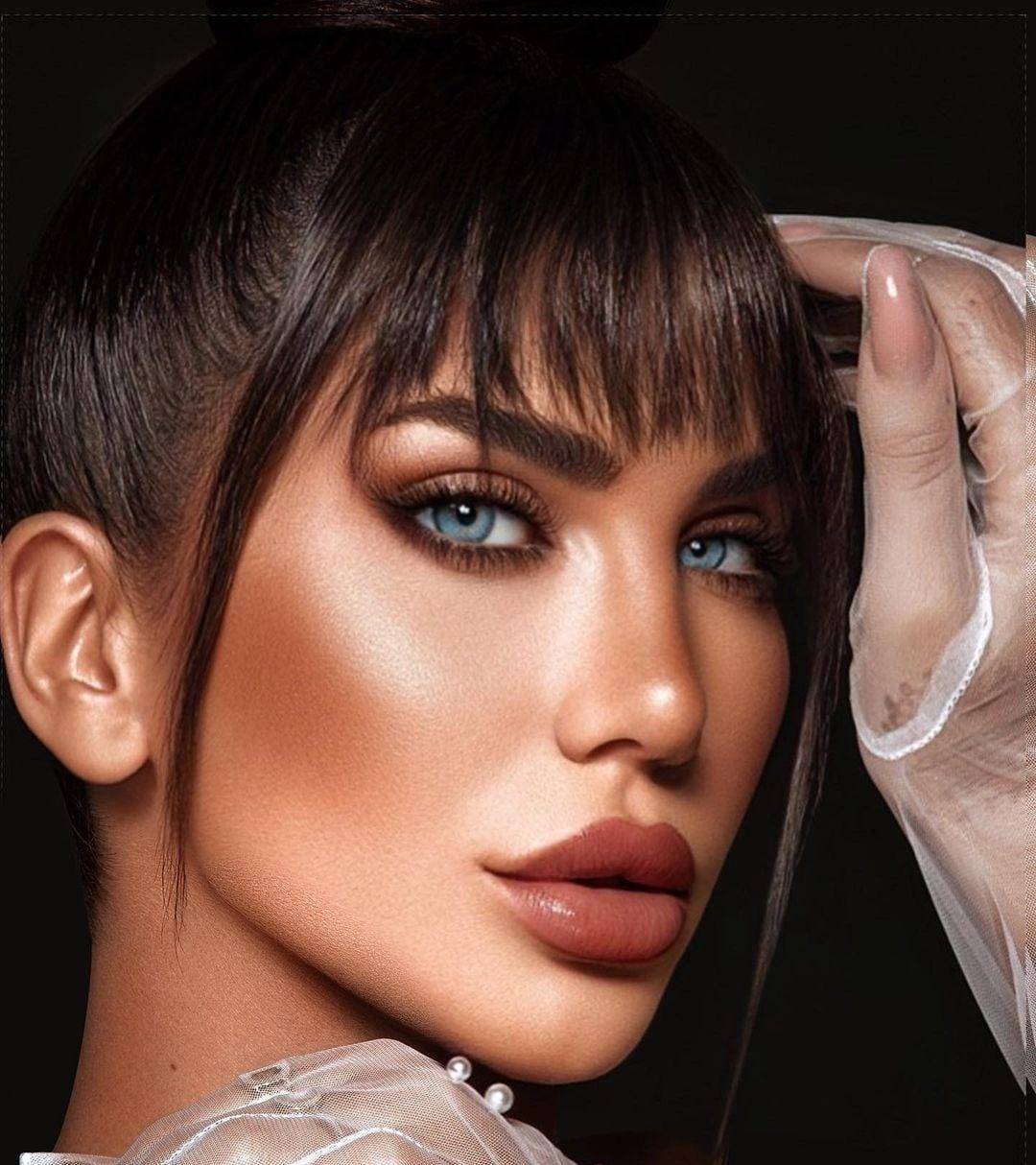 خبيرة التجميل zazita: لم يعد الماكياج القوي رائجاً بل من المحبذ الظهور بماكياج خفيف يبرز جمالكنّ بطريقة راقية وأنيقة