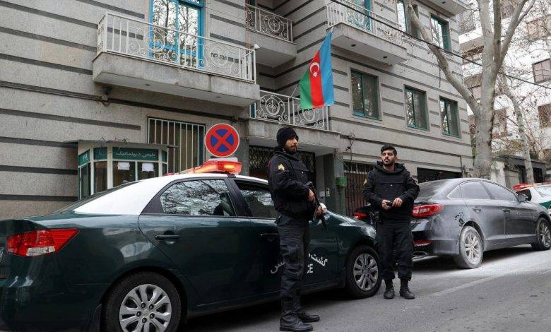 "إسرائيل" تتهم إيران بالوقوف وراء محاولة الهجوم على سفارتها في أذربيجان