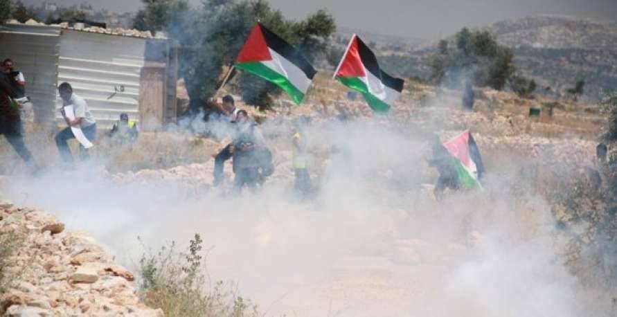 إصابة 6 فلسطينيين برصاص الإحتلال خلال مشاركتهم بمسيرة ضّد الإستيطان