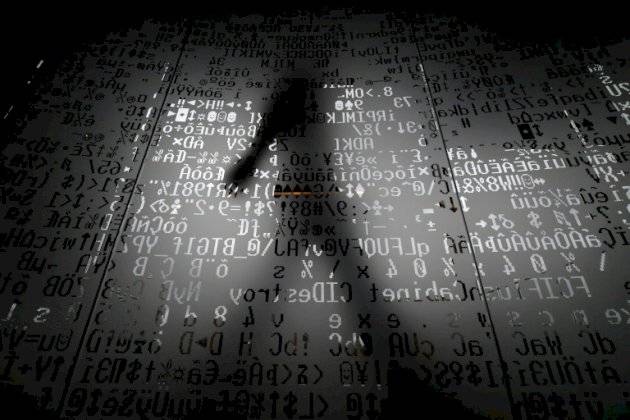 اختراق حسابات بريدية لمسؤولين أميركيين وأوروبيين
