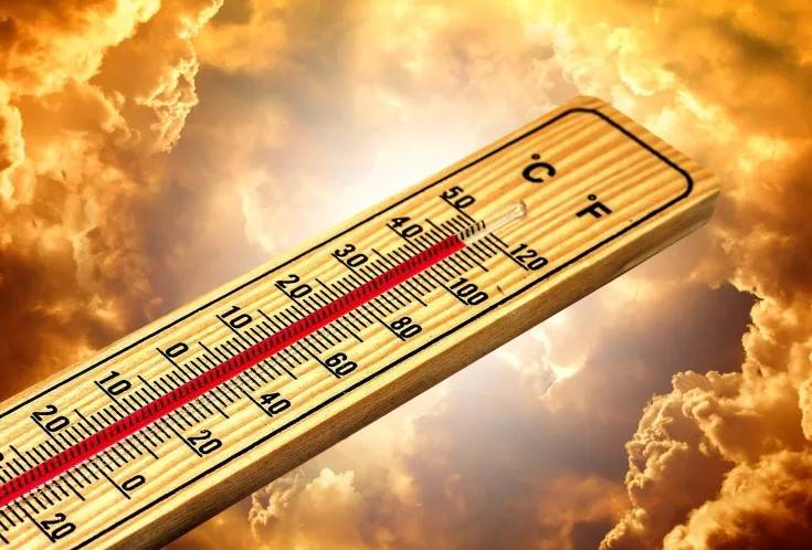 نصائح طبية لتجنب أشعة الشمس وحرارة الصيف