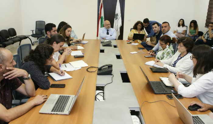 ترأس اجتماعاً للجنة مكافحة "الكوليرا"
الأبيض: مستمرّون في مُكافحة
الأدوية المهرّبة والمزوّرة