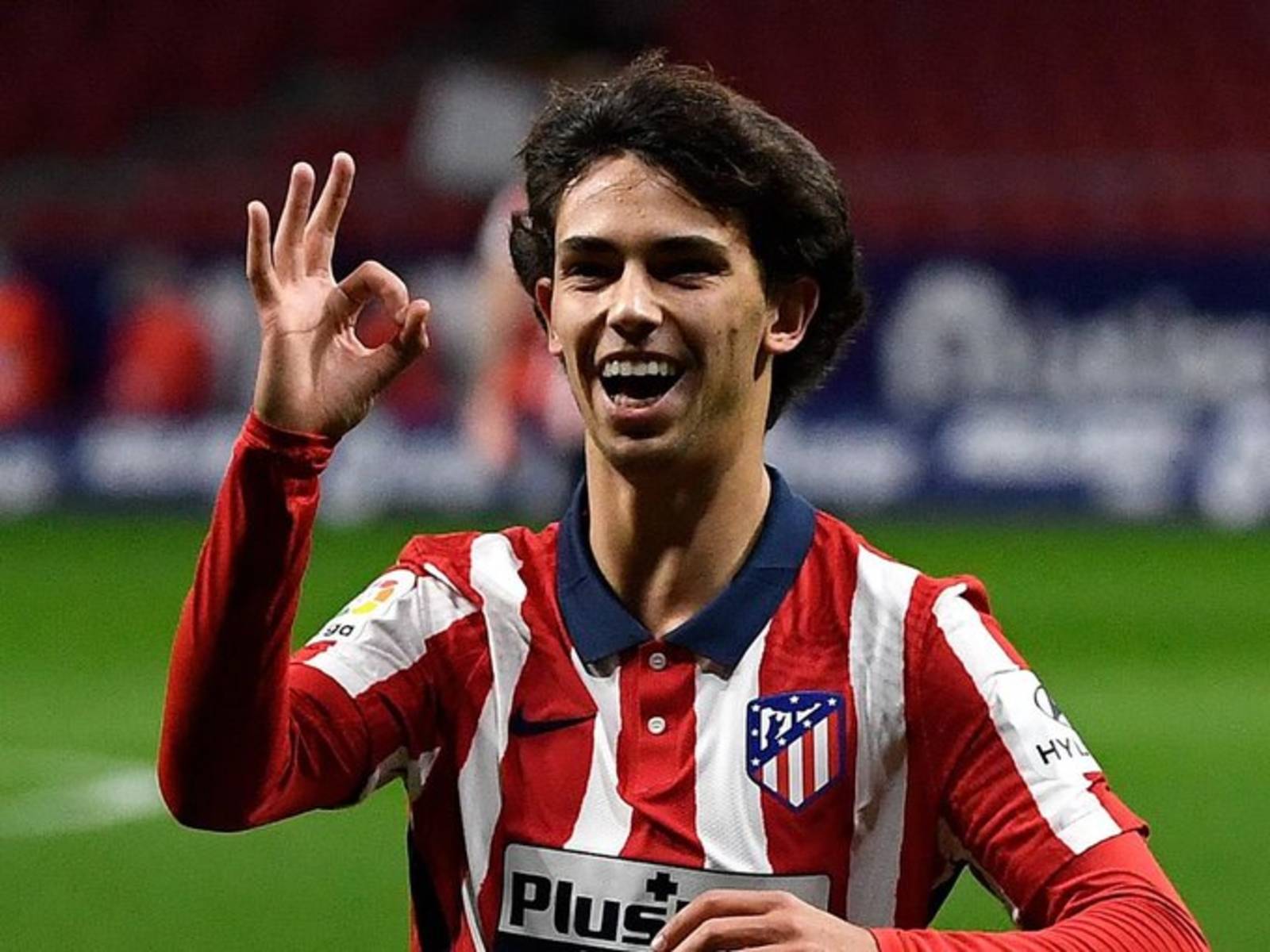 أتلتيكو مدريد يوافق على رحيل جواو فيليكس إلى برشلونة