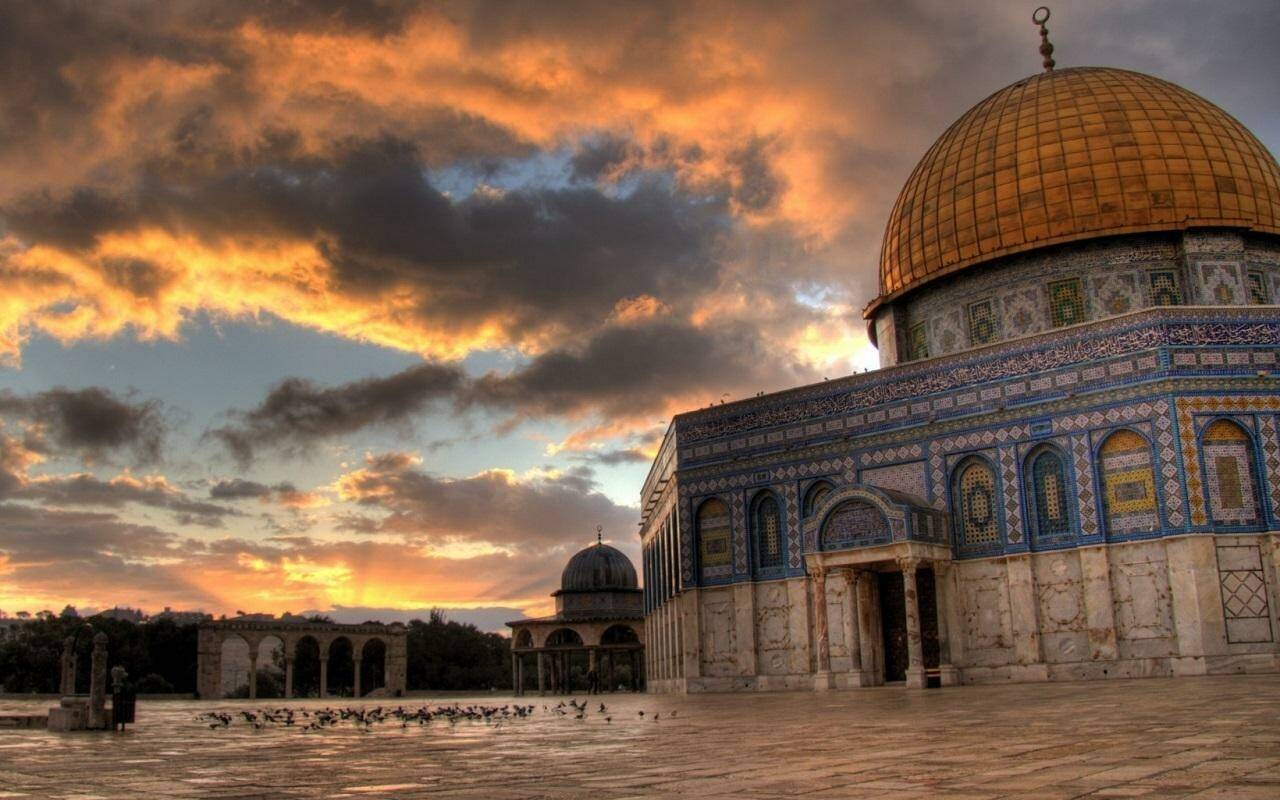 عملية طعن في القدس المحتلة وانسحاب المنفذ