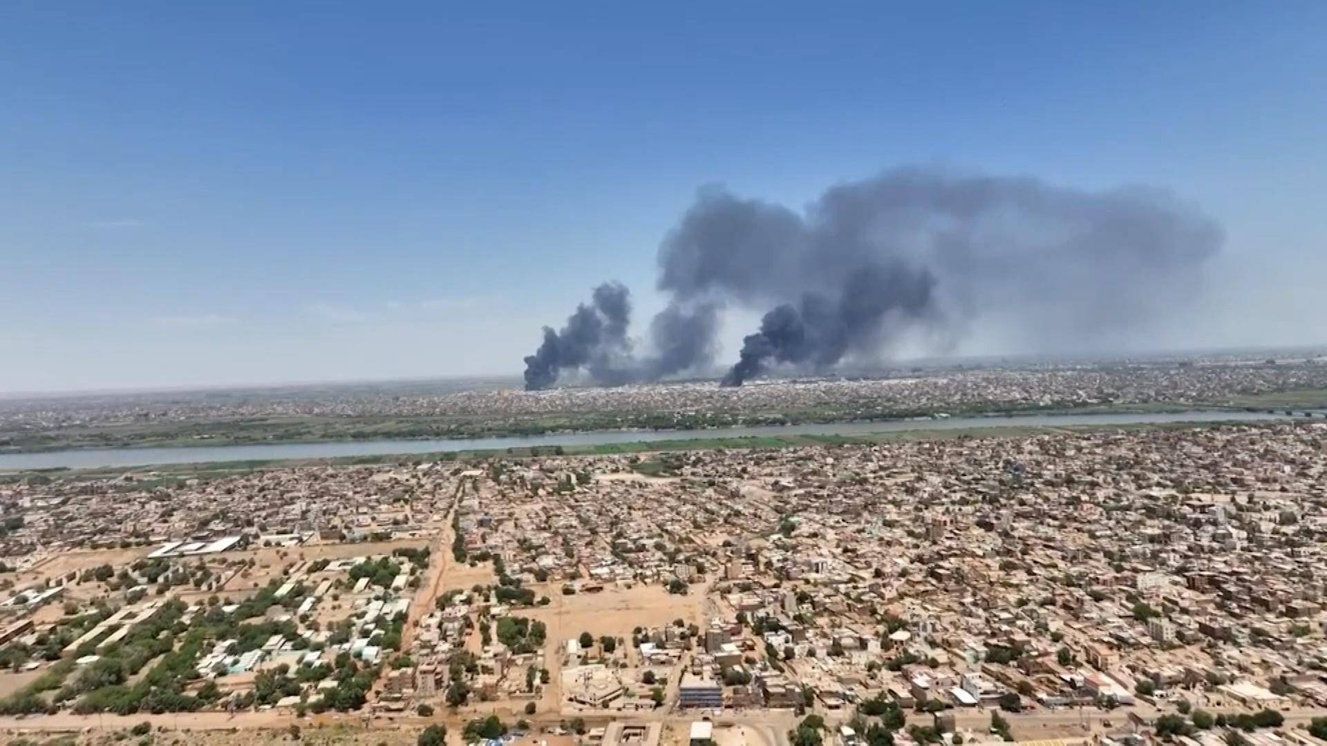 معارك ضارية في الخرطوم والأبيض... ومناشدات بعدم نقل الحرب إلى دارفور